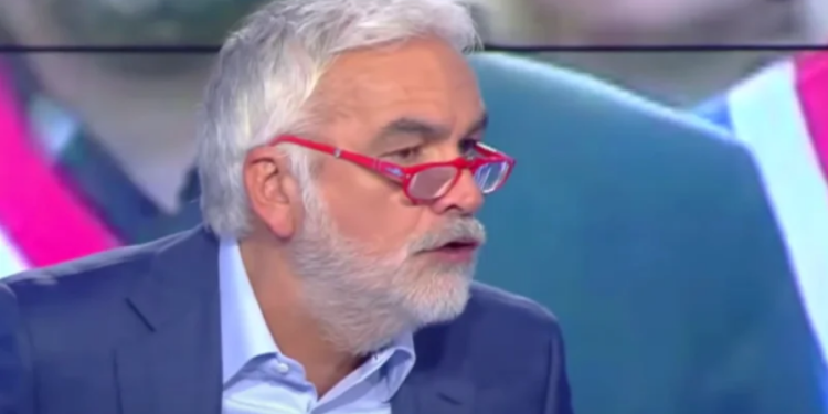 Pascal Praud : malaise au FC Nantes, il reconnaît une erreur professionnelle 1 Pascal Praud : malaise au FC Nantes, il reconnaît une erreur professionnelle Capture decran 2026 05 22 185634 Pascal Praud