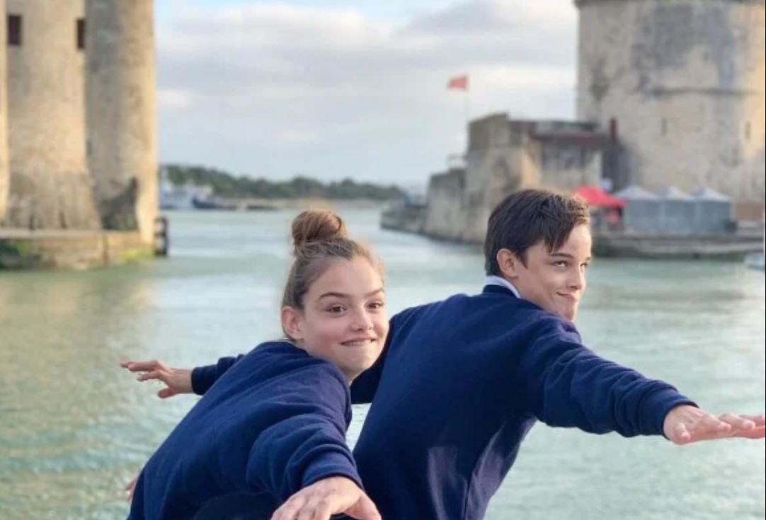 Élodie Gossuin pose avec son fils Jules, aussi grand qu'elle : un duo complice pour la bonne cause 2 Élodie Gossuin pose avec son fils Jules, aussi grand qu'elle : un duo complice pour la bonne cause Elodie Gossuin 4 Élodie Gossuin