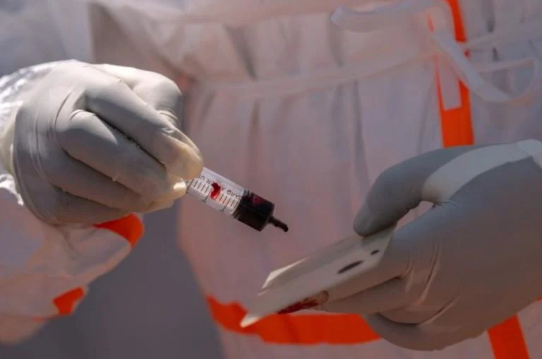 Épidémie d’Ebola (3)