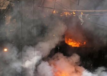 Incendie à l&rsquo;hôtel Mercure de Saint-Lô, les secours demandent aux habitants exposés de se confiner