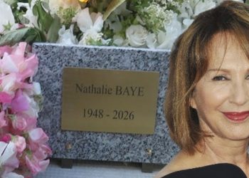 Laura Smet se recueille sur la tombe de sa mère Nathalie Baye au cimetière Montparnasse : un émouvant cliché dévoilé
