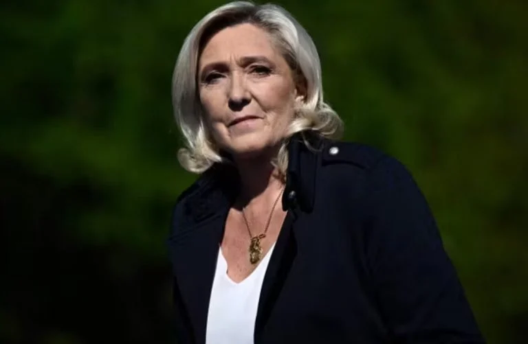 Marine Le Pen (1)