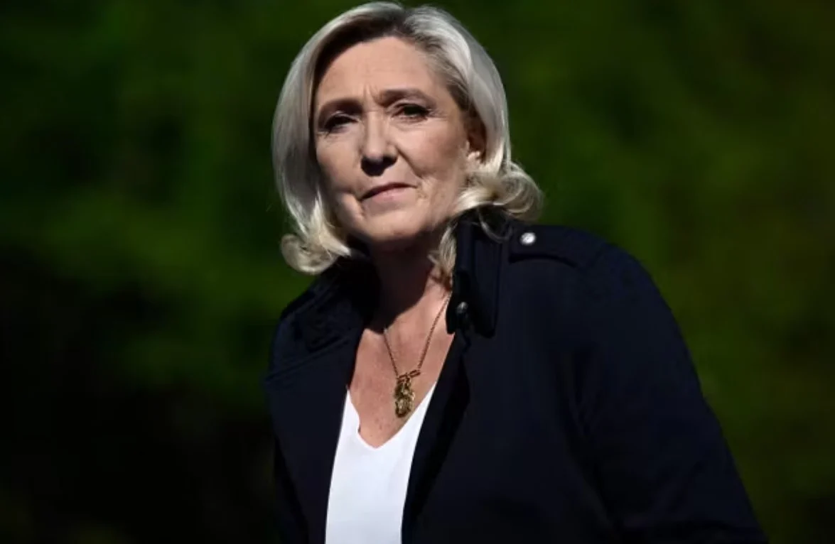 Marine Le Pen (1) Marine Le Pen (1)