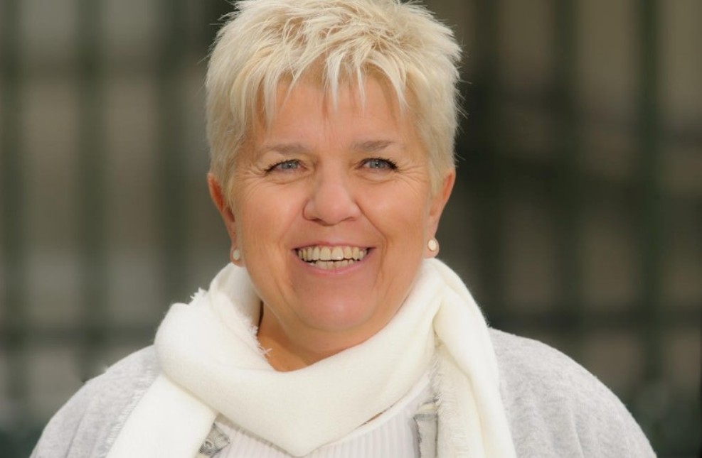 Mimie Mathy ciblée par une chanteuse connue : “Ce n'est pas Joséphine, ange gardien” 3 Mimie Mathy ciblée par une chanteuse connue : “Ce n'est pas Joséphine, ange gardien” Mimie Mathy 2 Mimie Mathy