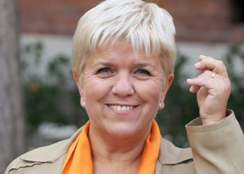 Mimie Mathy ciblée par une chanteuse connue : “Ce n&rsquo;est pas Joséphine, ange gardien”