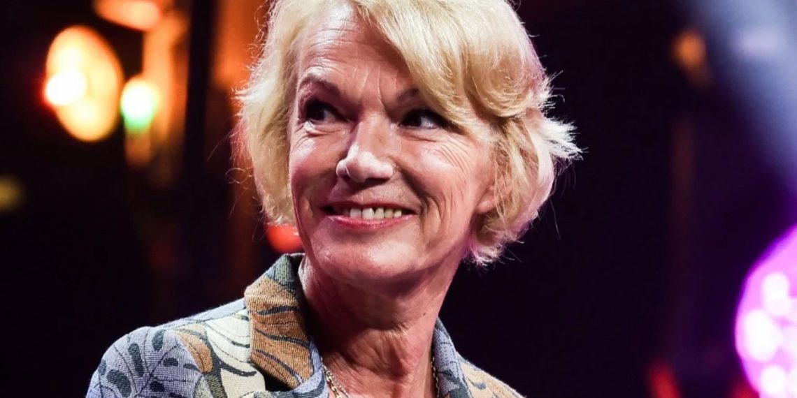 “Je ne pense pas que Patrick Bruel soit un prince charmant” : Brigitte Lahaie très honnête sur l’affaire 3 “Je ne pense pas que Patrick Bruel soit un prince charmant” : Brigitte Lahaie très honnête sur l’affaire “Je ne pense pas que Patrick Bruel soit un prince charmant” : Brigitte Lahaie très honnête sur l’affaire