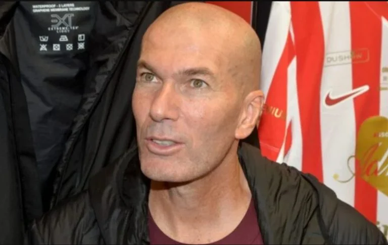 Zinédine Zidane successeur de Didier Deschamps (4)