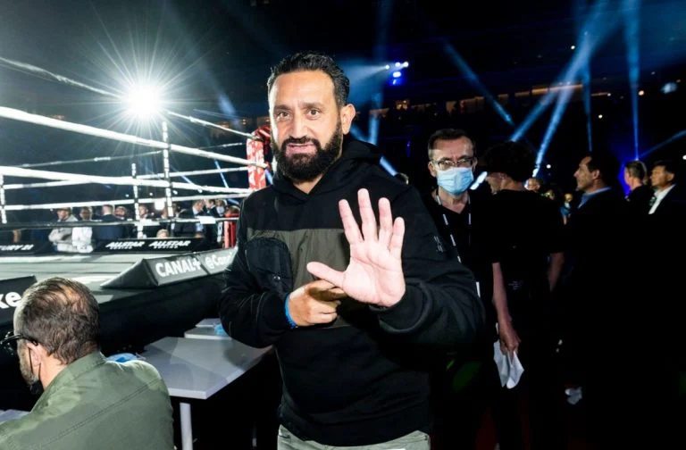 Cyril Hanouna (1)
