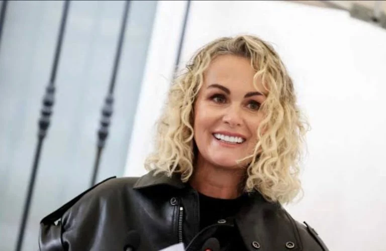 Laeticia Hallyday (6)