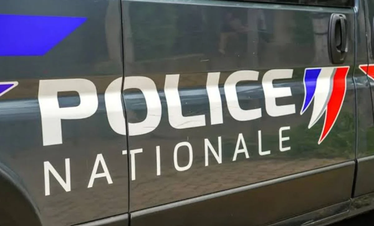 Une femme décédée (3) Une femme décédée (3)