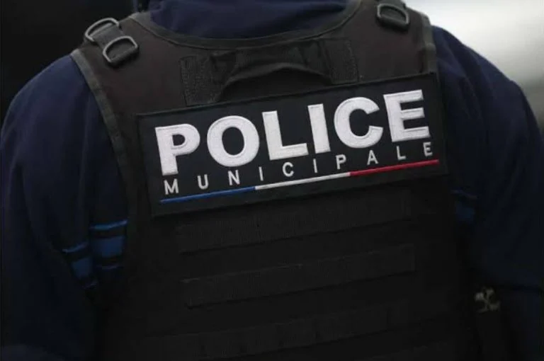 police (5)