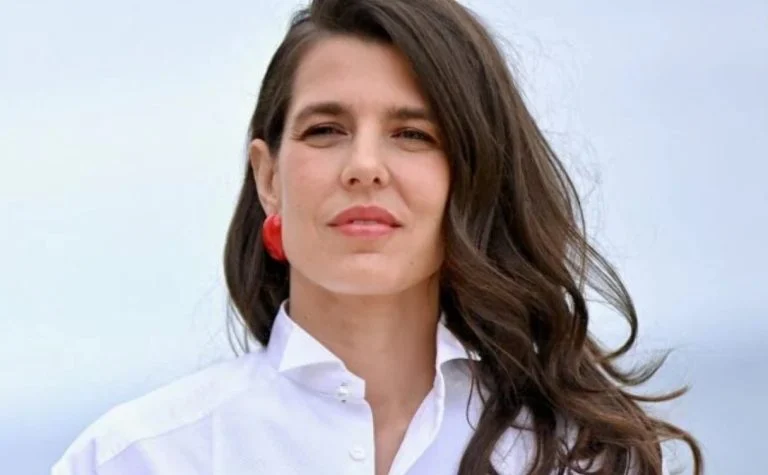 Charlotte Casiraghi (4)