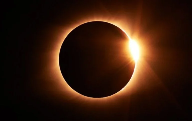 Éclipse (5)