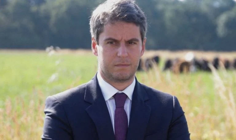 Gabriel Attal (2)