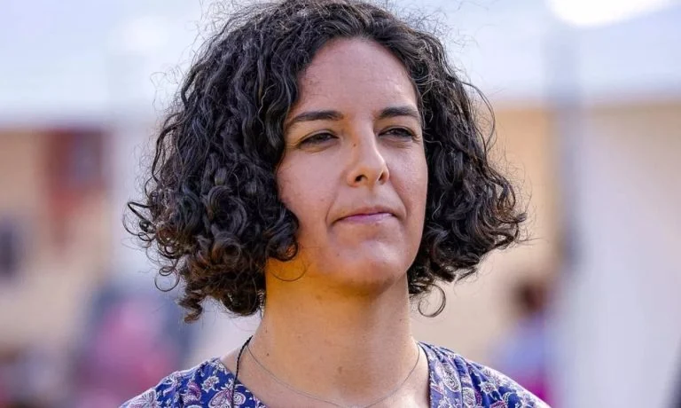 Manon Aubry (1)