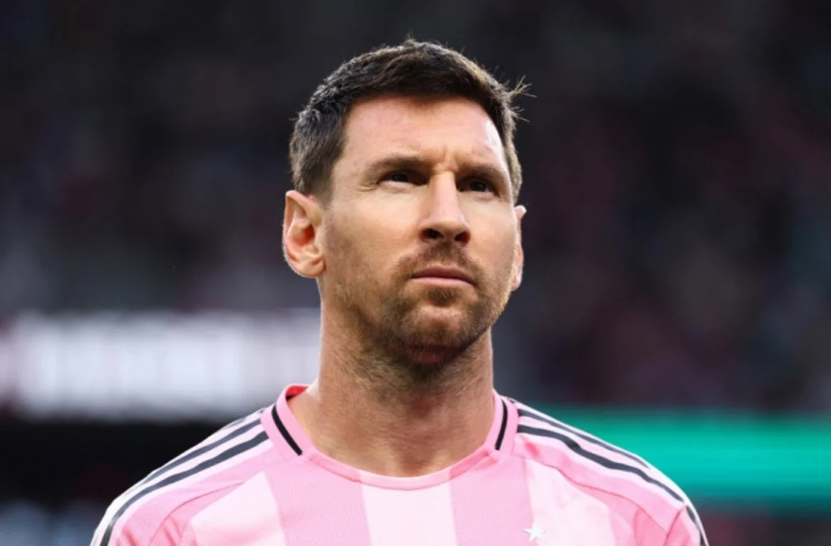 messi (1) messi (1)