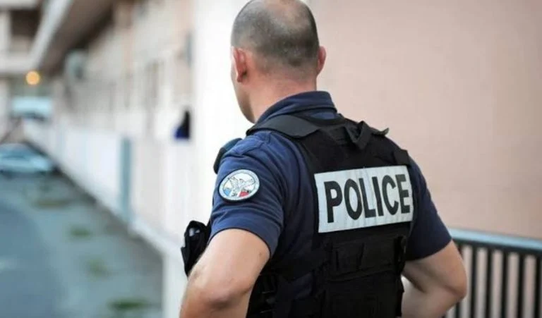 police (6)