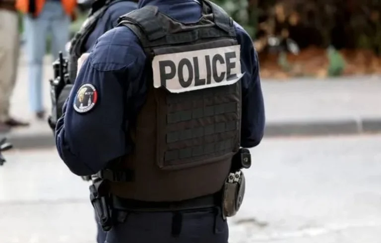 police (7)