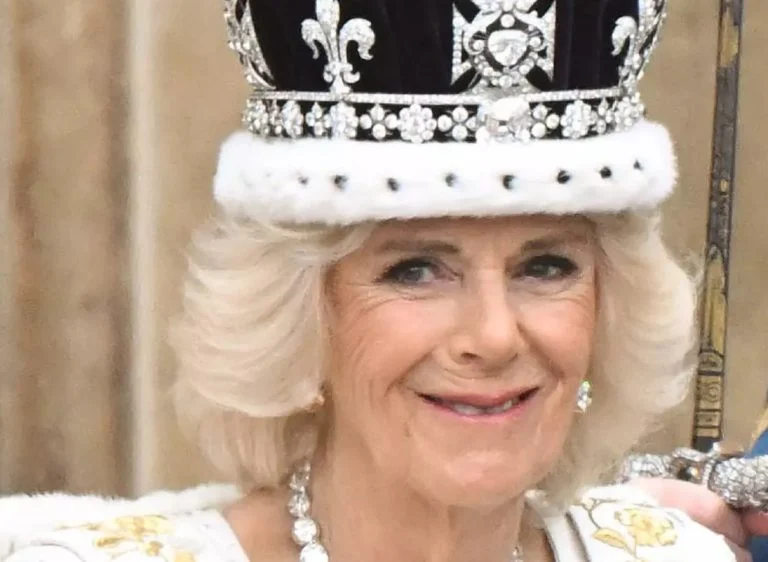 reine Camilla (1)