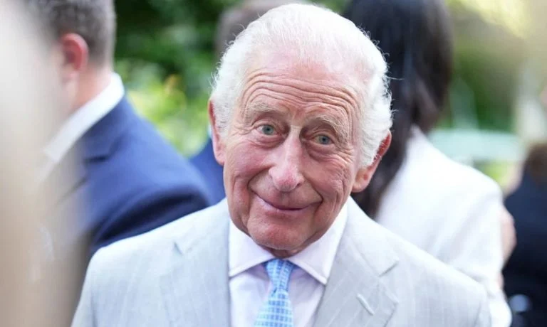 Charles (1)