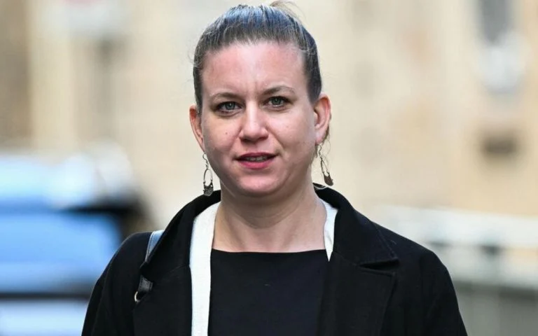 Mathilde Panot (3)