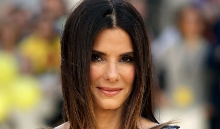 Sandra Bullock (4)