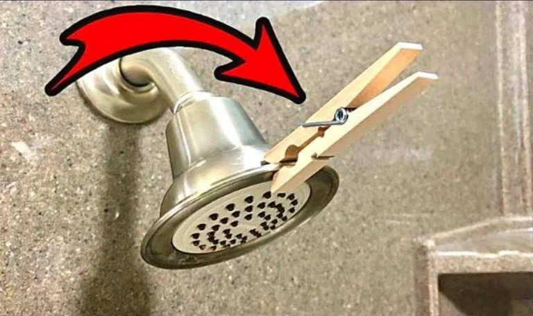 pince à linge sur la douche (5)